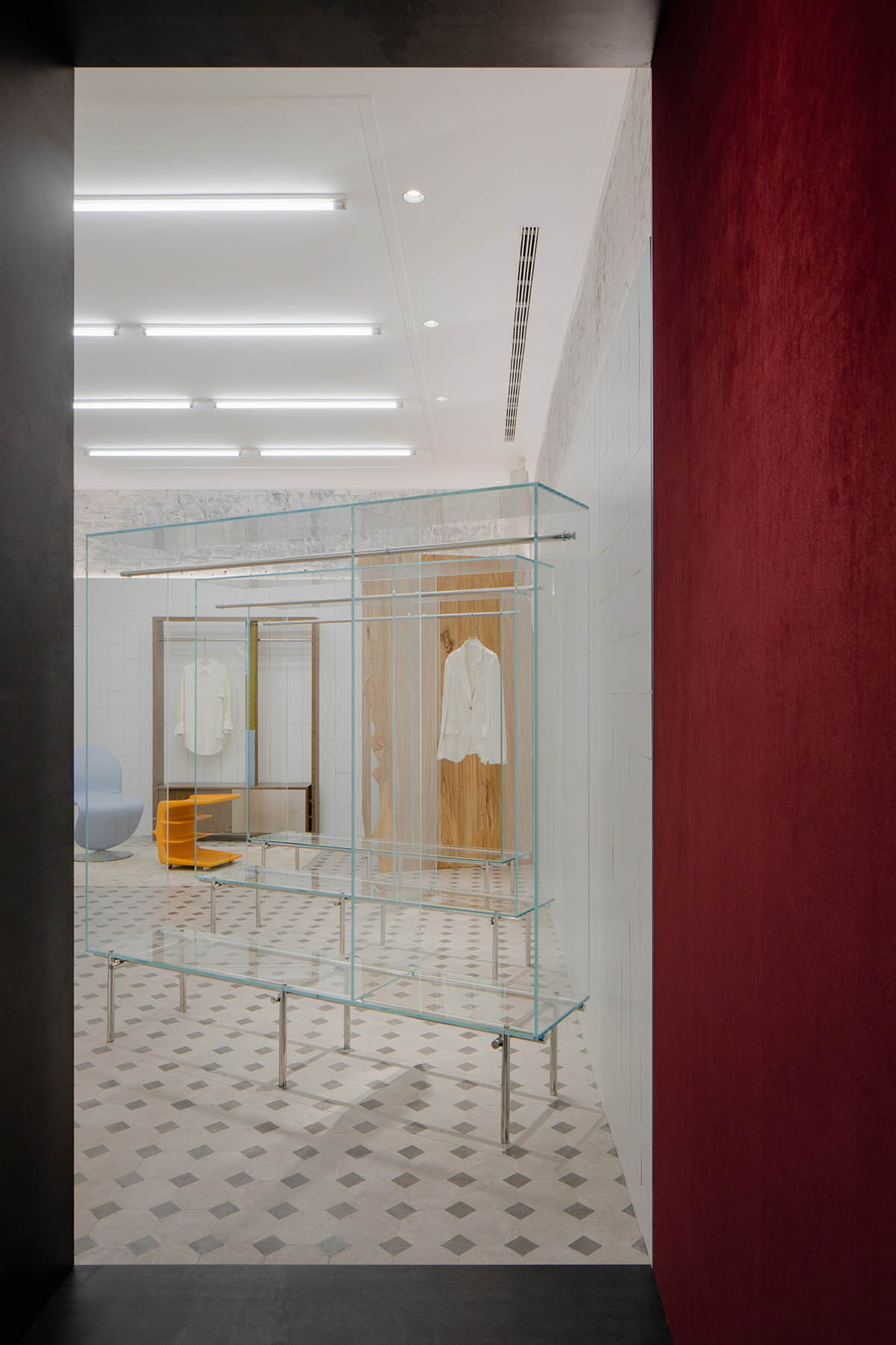 Sò Studio combines Live Artwork and Resident In for LOOKNOW Flagship Store in Shanghai 