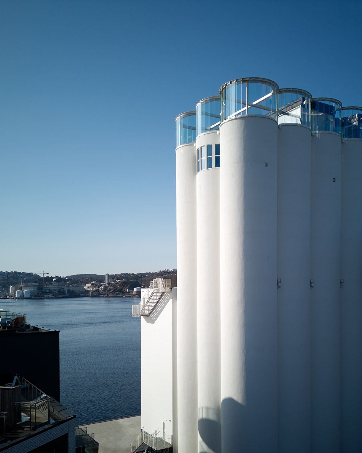 BAX, Mestres Wåge Arquitectes and Mendoza Partida unveil Kunstsilo, a new Nordic art museum