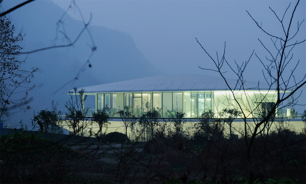 Archermit completes public building with bamboo forest and cloud-like elevated platforms in China