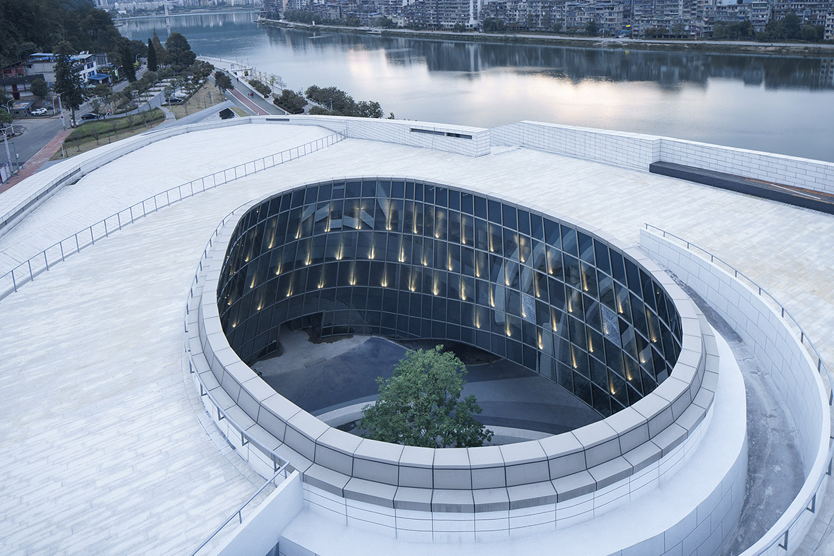 UAD designs spindle-like Shunchang Museum creating urban living room in China 
