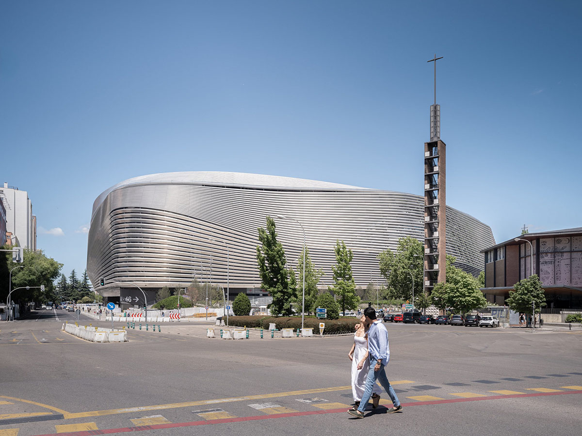 gmp completes the conversion of Santiago Bernabéu stadium with curved stainless steel in Madrid 