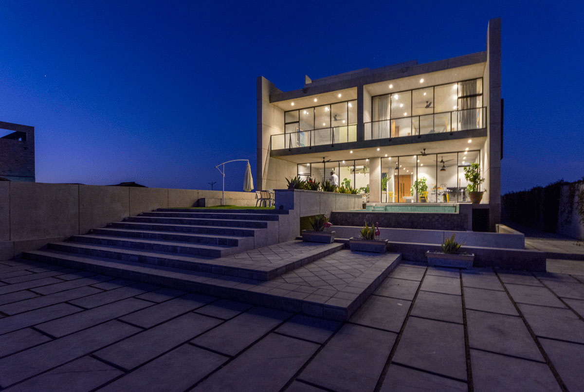 Coalesce Studio completes Beach Hut in Karachi, Pakistan