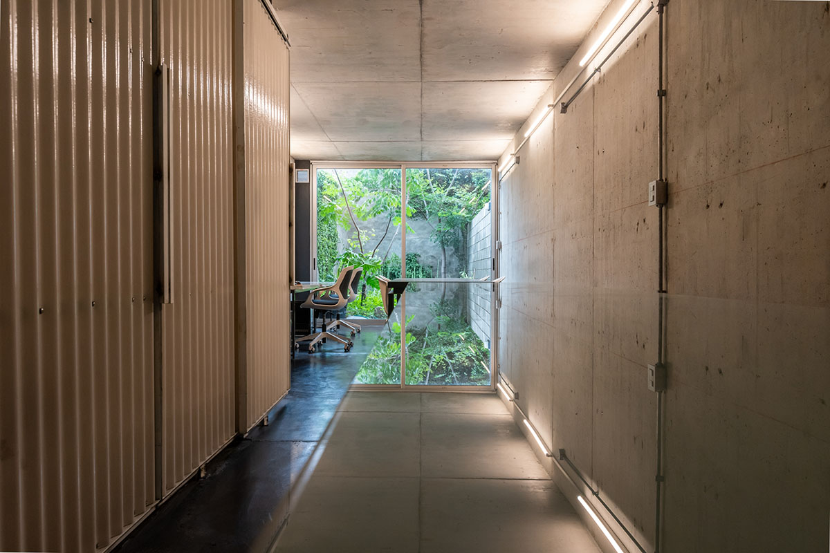 Mariela Marchisio, Cristián Nanzer and Germán Margherit complete Tríptico Building in Córdoba