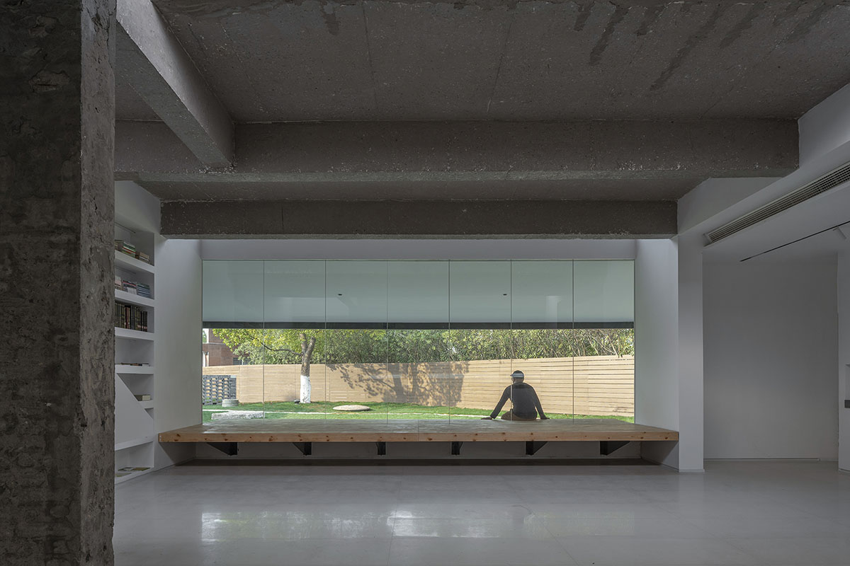 LUO studio completes Shayang Rapeseed Museum framing the landscape with silence in China