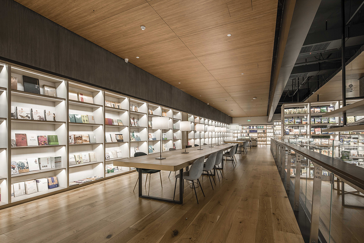 Gonverge Interior Design completes futuristic Fengdong E Pang Bookstore in Xi'an City