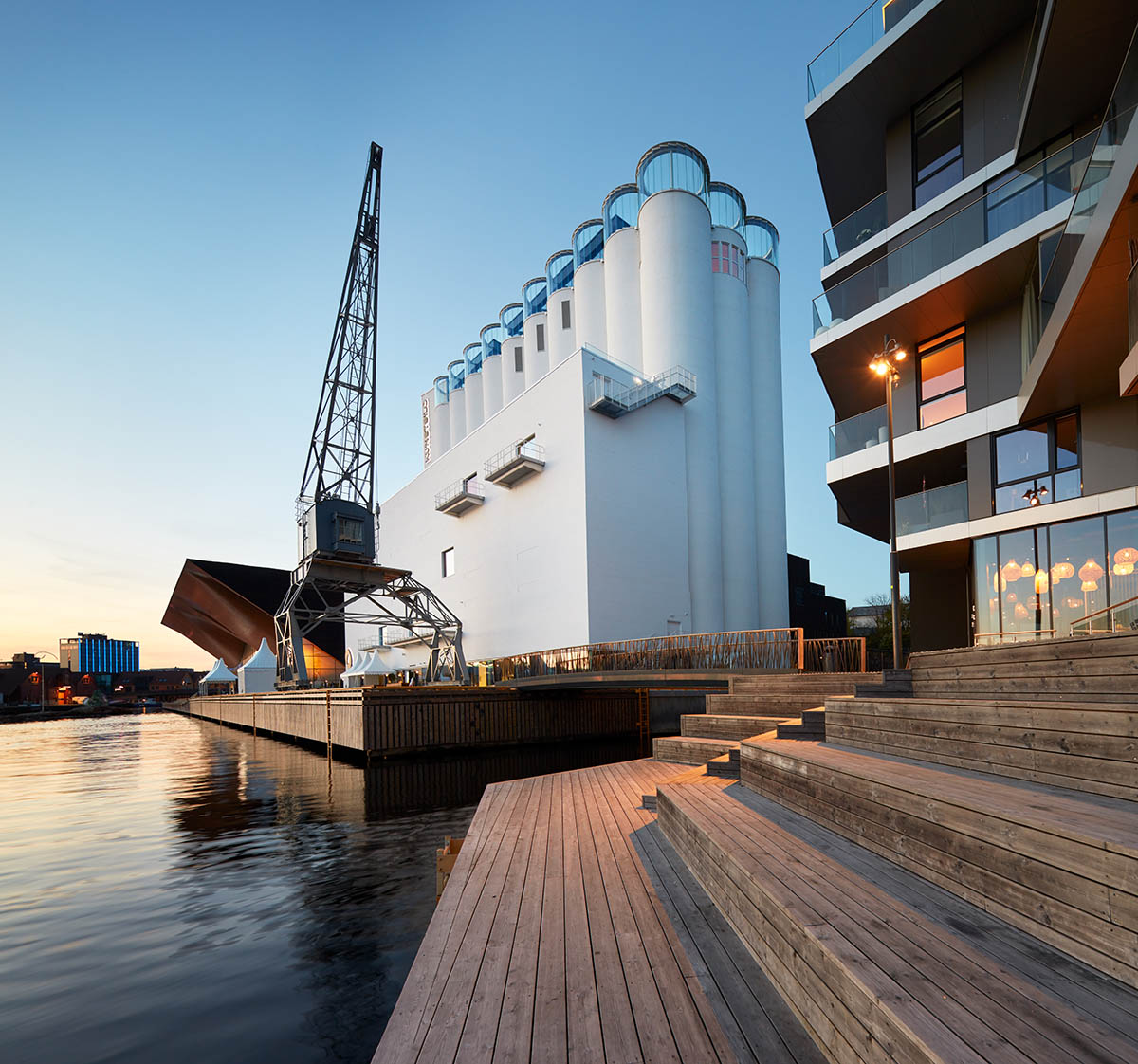 BAX, Mestres Wåge Arquitectes and Mendoza Partida unveil Kunstsilo, a new Nordic art museum