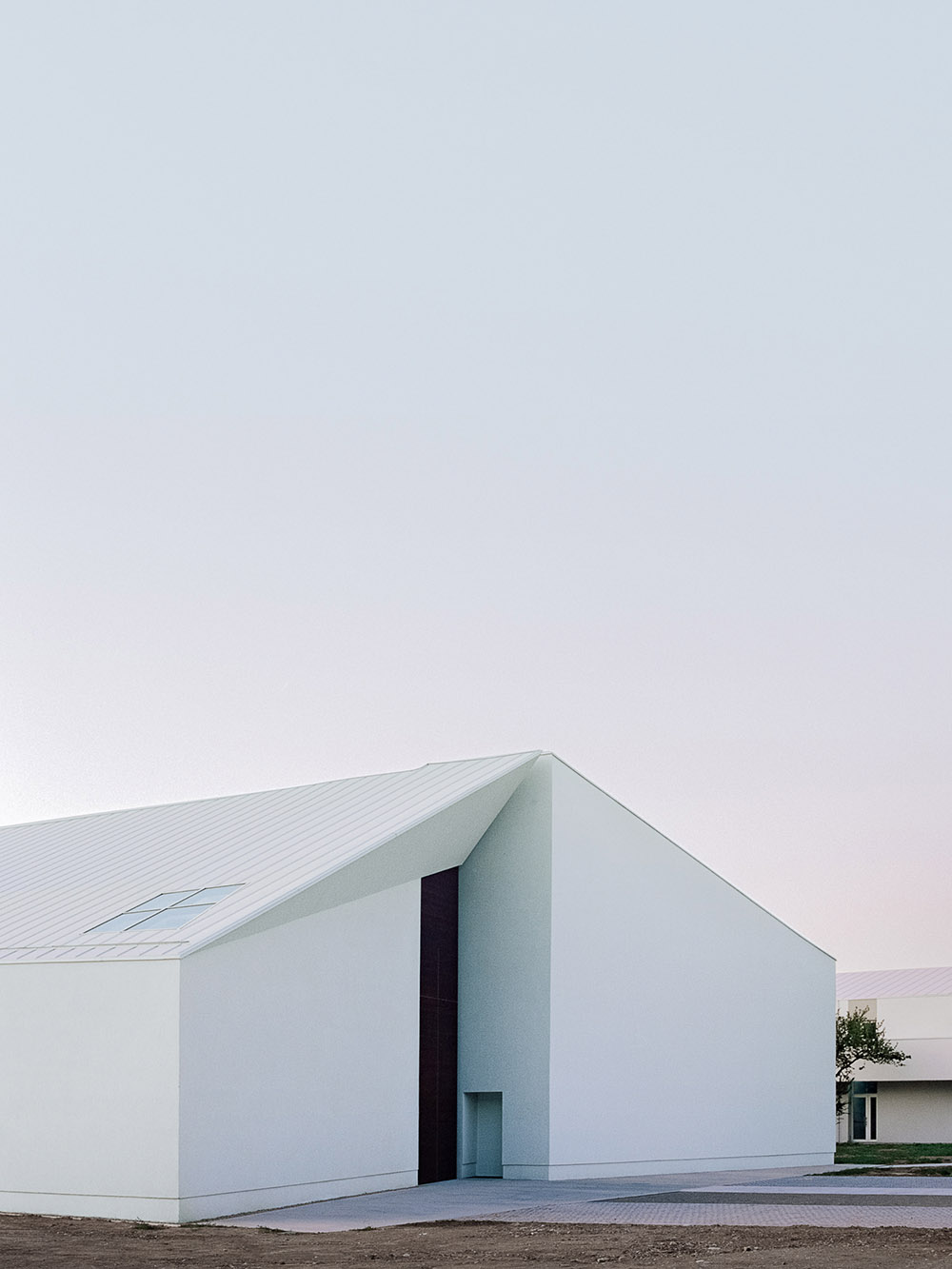 A team of young architects completes church of the Penitent Thief on the outskirts of Bologna