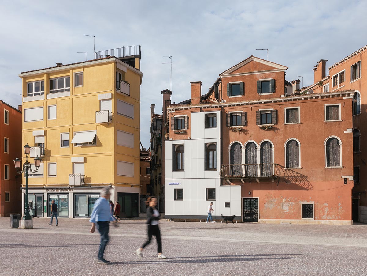 Redefining Renovations: Insulation and Quality in Mass Housing in the Estonian Pavilion 