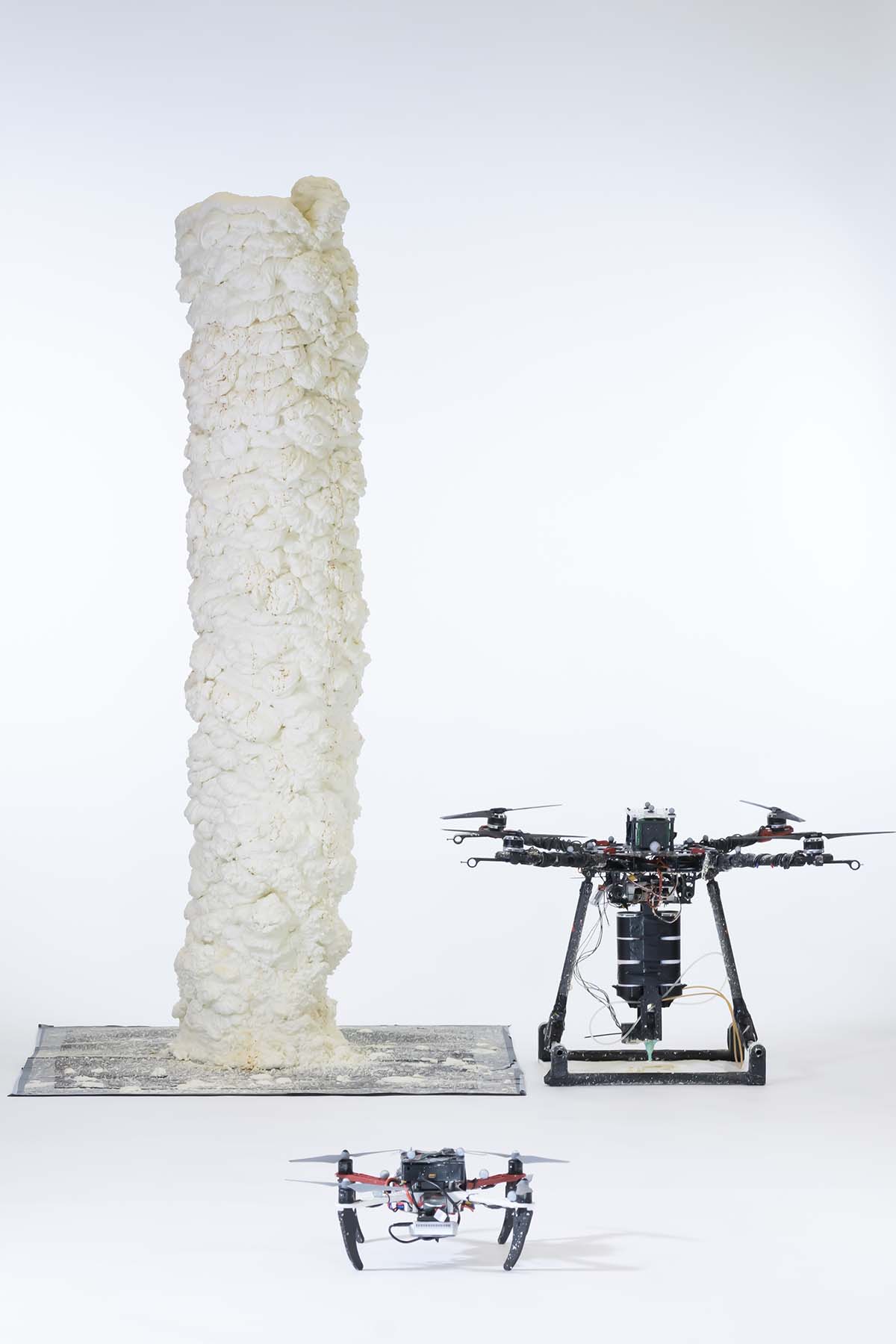 Imperial College London and Empa researchers create bee-inspired flying 3D-printing drones