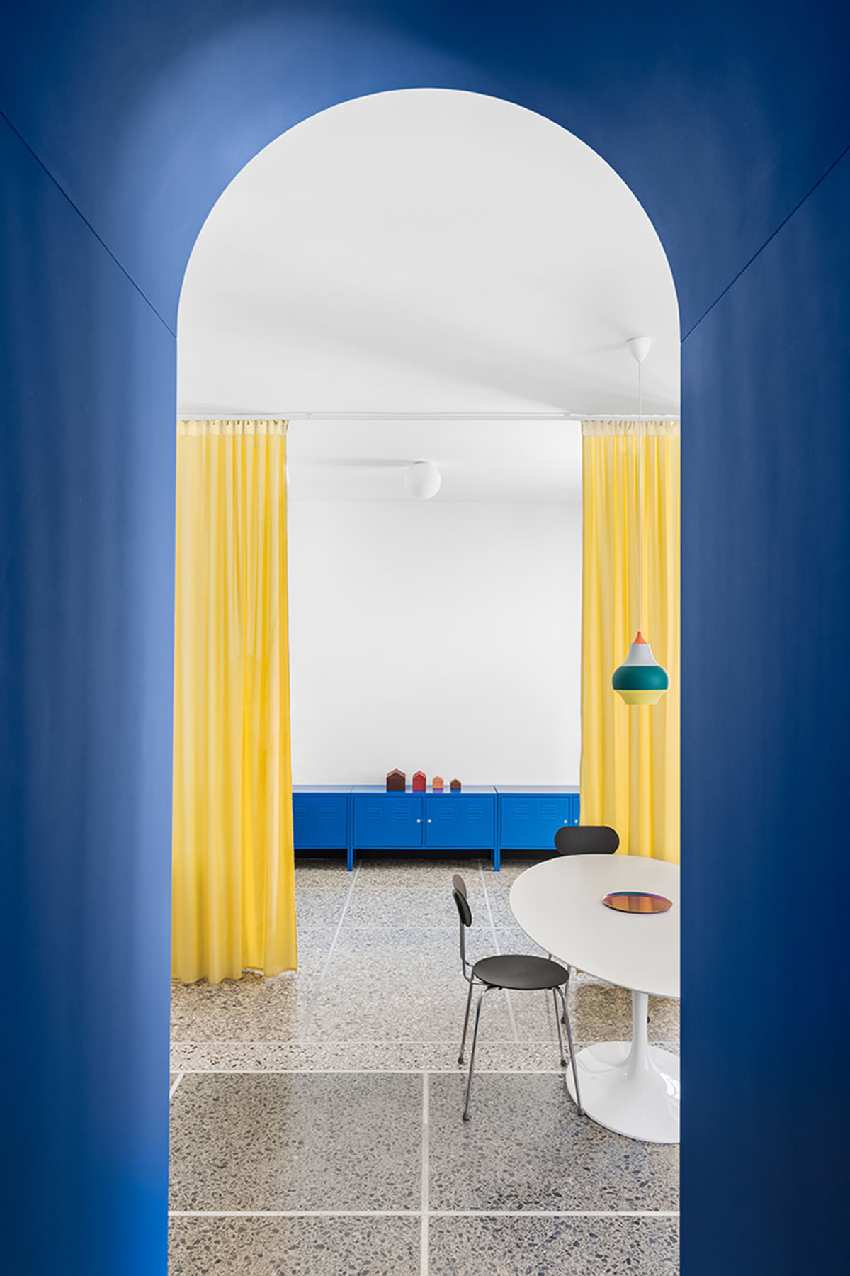 La Macchina Studio revives old apartment with theatrical and colorful interiors in Rome