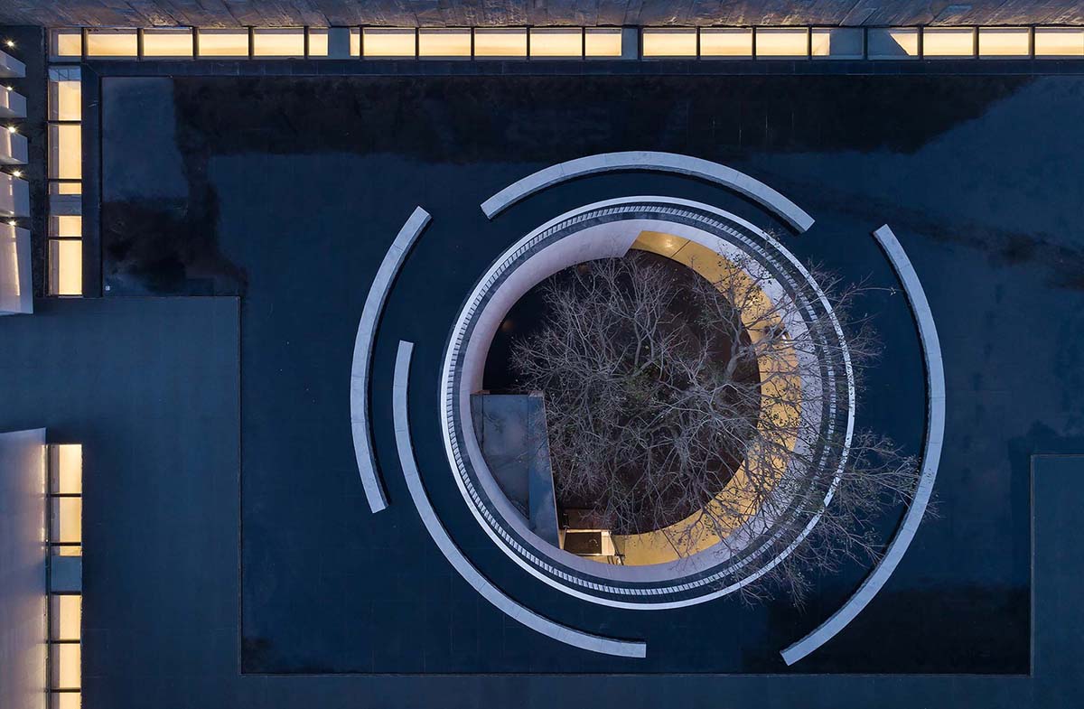 Waterfrom Design creates peaceful interior with wooden furnitures for tea community center in China