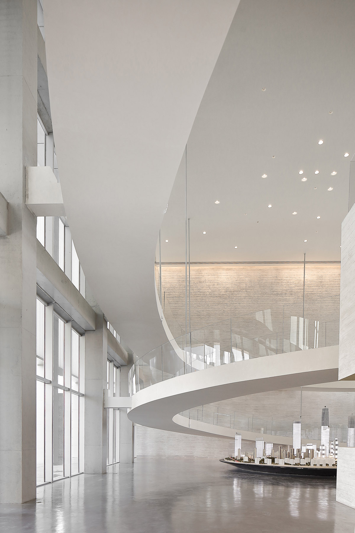 Waterfrom Design's art space features flowing walls to create