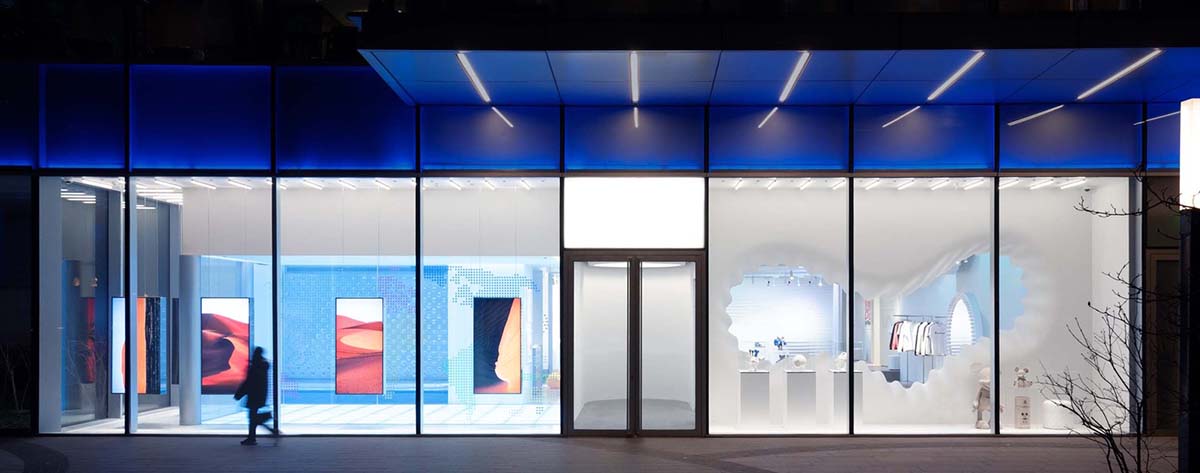 123 architects creates white cave retail and gallery space in Beijing