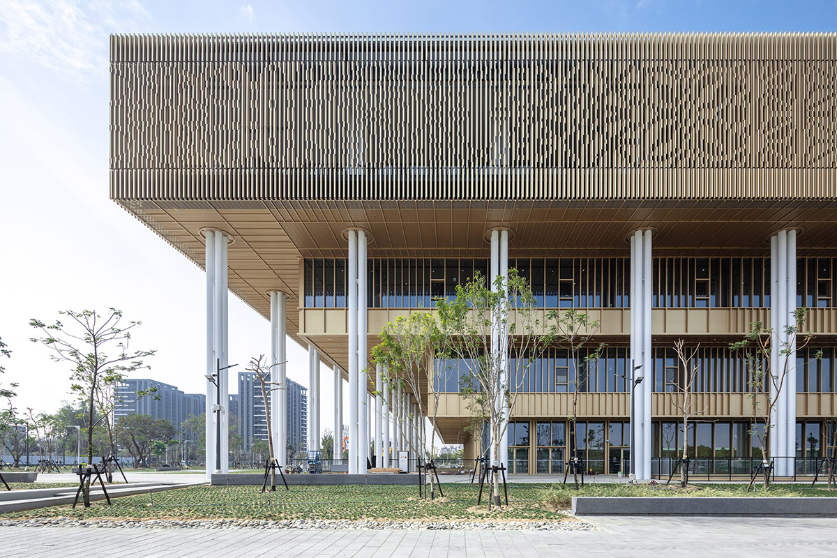 Mecanoo completes new Tainan Public Library with inverted stepped form ...