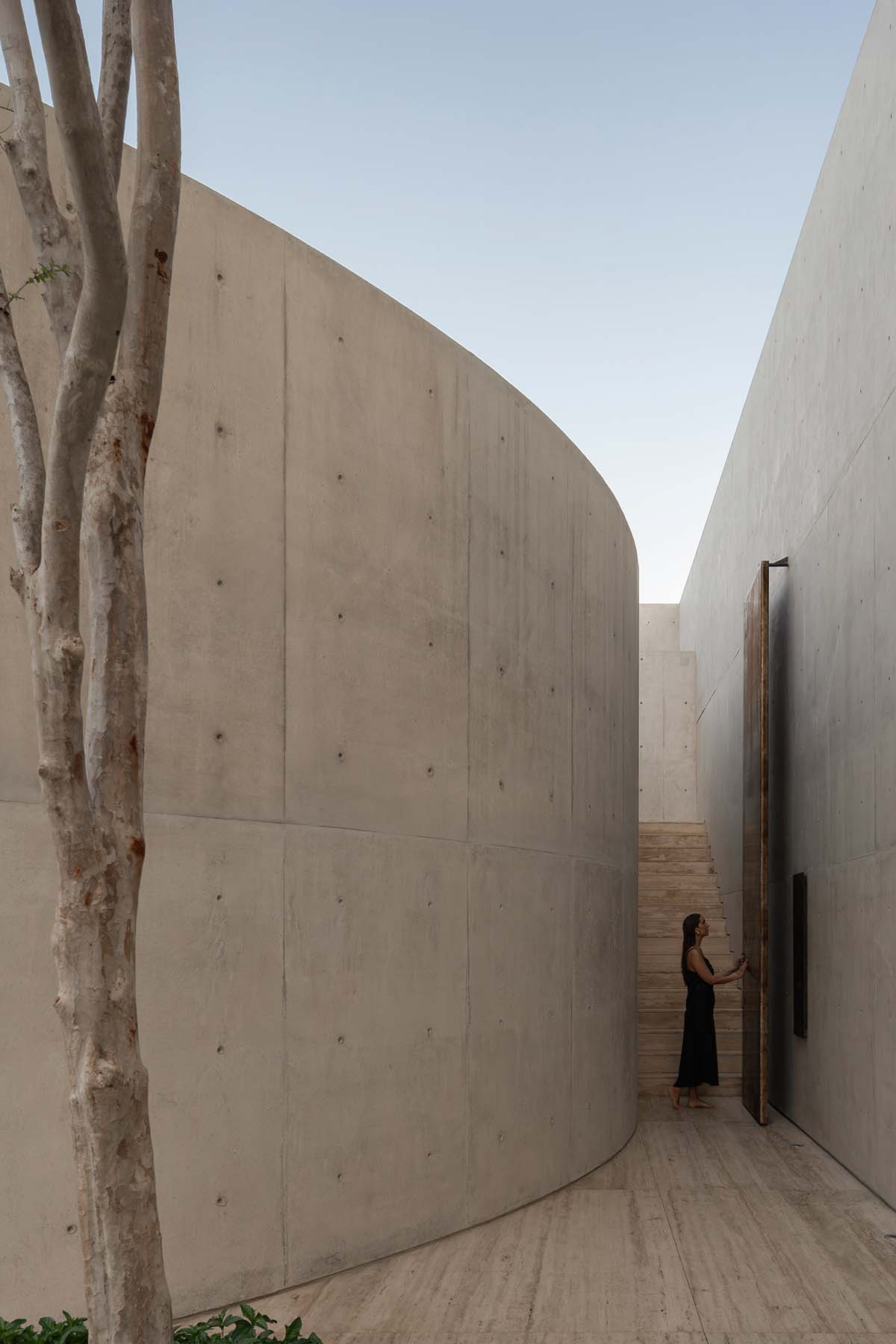Casa Tao represents a home of silent memories in Jalisco, Mexico