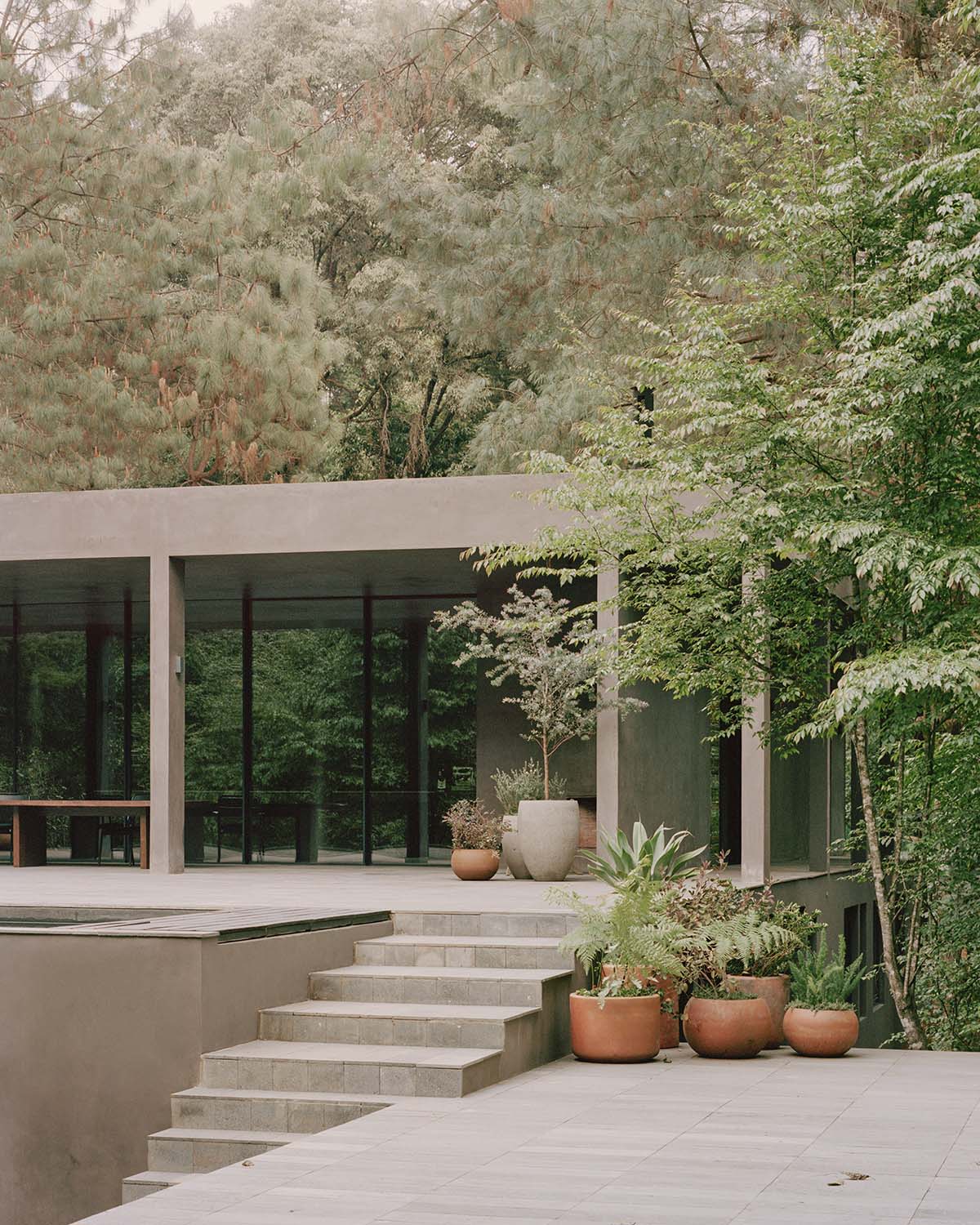 PPAA completes Copas House with sleek skin and pastel tones in Valle de Bravo