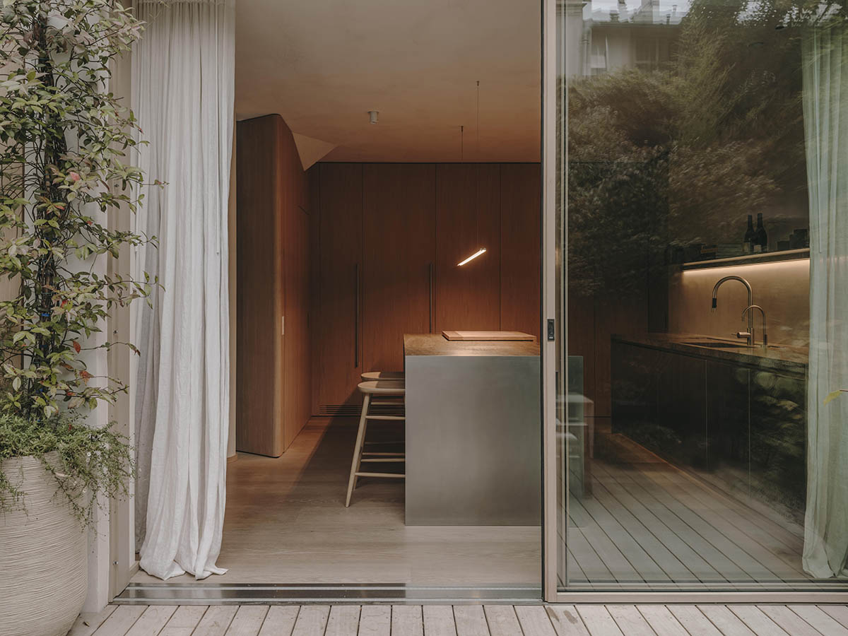 Holzrausch Studio creates a tranquil wooden retreat in the heart of Paris