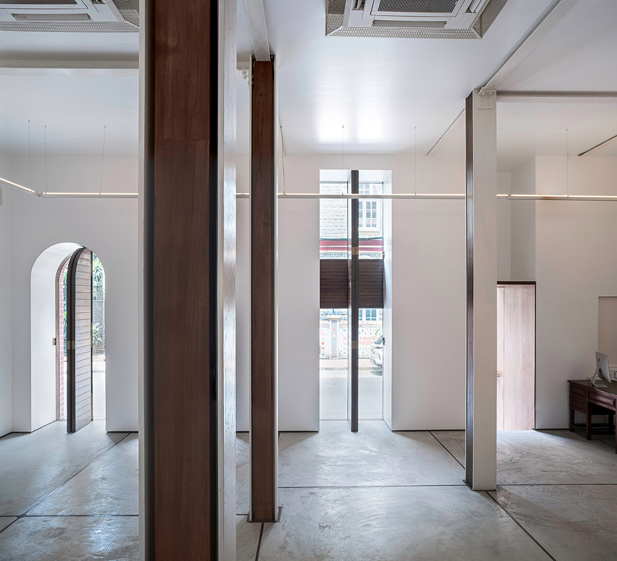 SquareWorks converts former Victorian Gothic style building into an art gallery in Mumbai