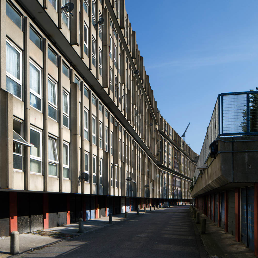 V&A acquires a segment from London's brutalist Robin Hood Gardens