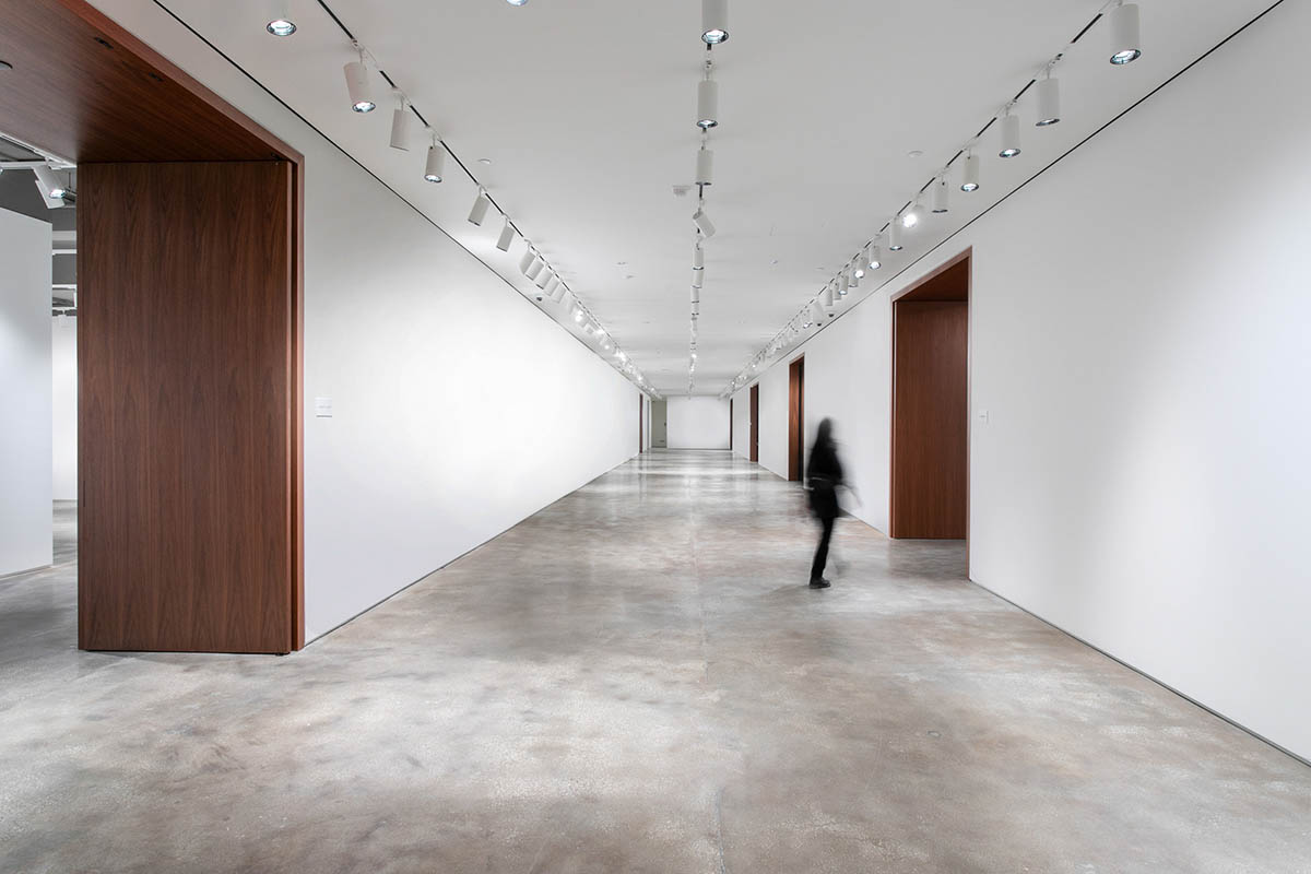 OMA completes the transformation of Sotheby's NY Galleries with flexible spaces and pure details