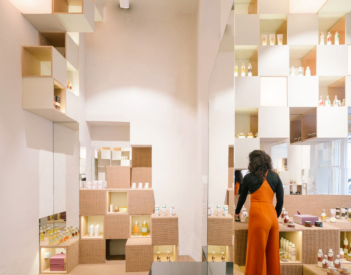 Zooco Estudio created pixelated interior for Nuilea cosmetic shop in Madrid