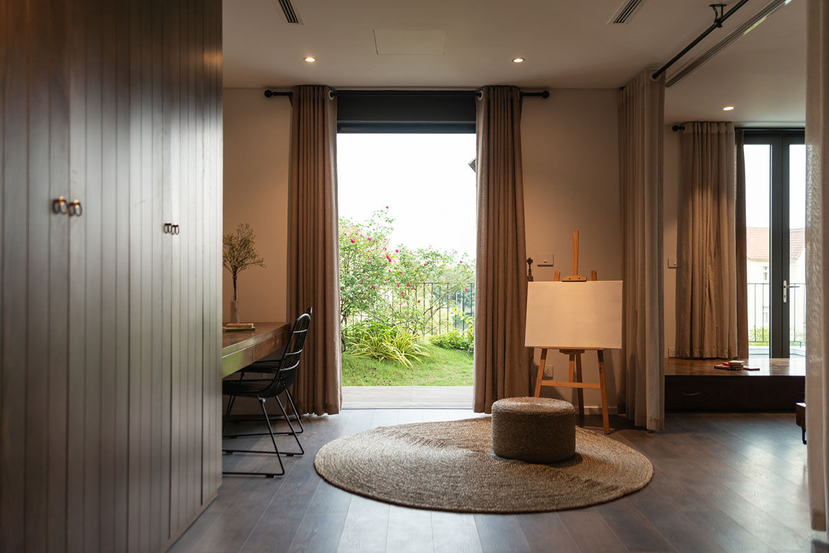 Nemo Studio's Vietnamese Villa AD8 brings tropical atmosphere inside with natural elements