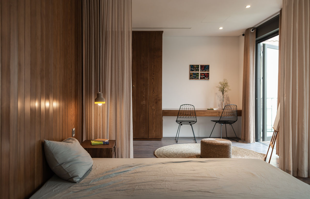 Nemo Studio's Vietnamese Villa AD8 brings tropical atmosphere inside with natural elements