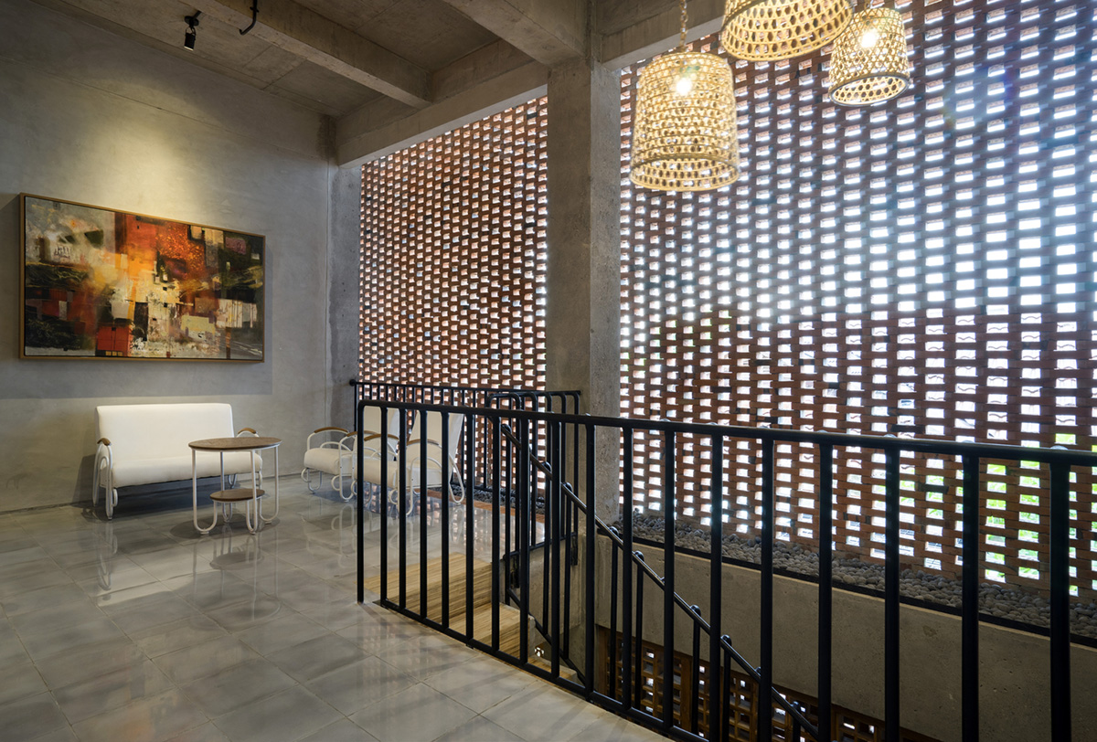 Andyrahman Architect creates different brick motifs for Omah Boto House in Indonesia