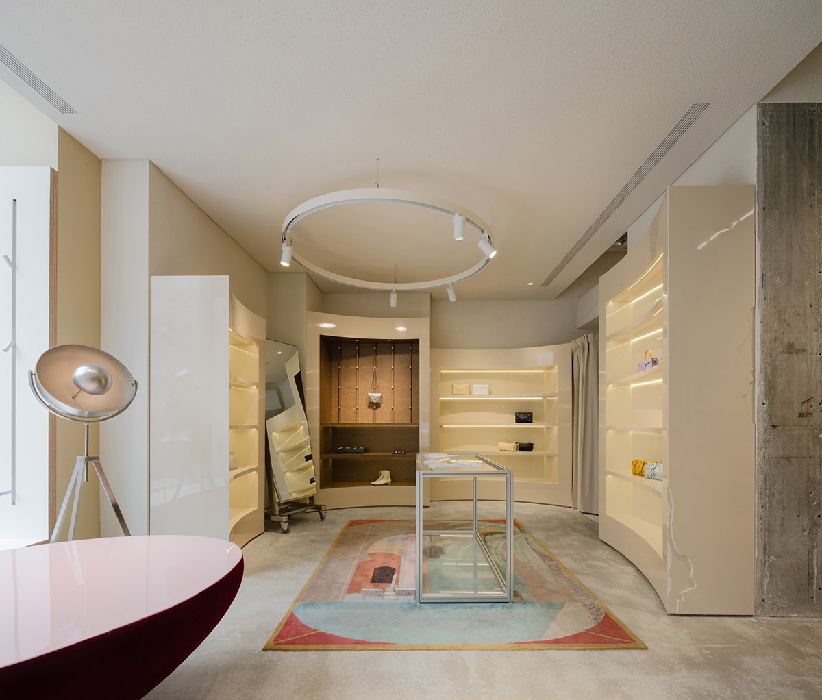 Sò Studio combines Live Artwork and Resident In for LOOKNOW Flagship Store in Shanghai 