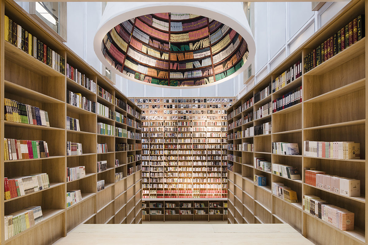 y.ad studio designs Yuanping Meijing Bookstore hidden in daylighting ...