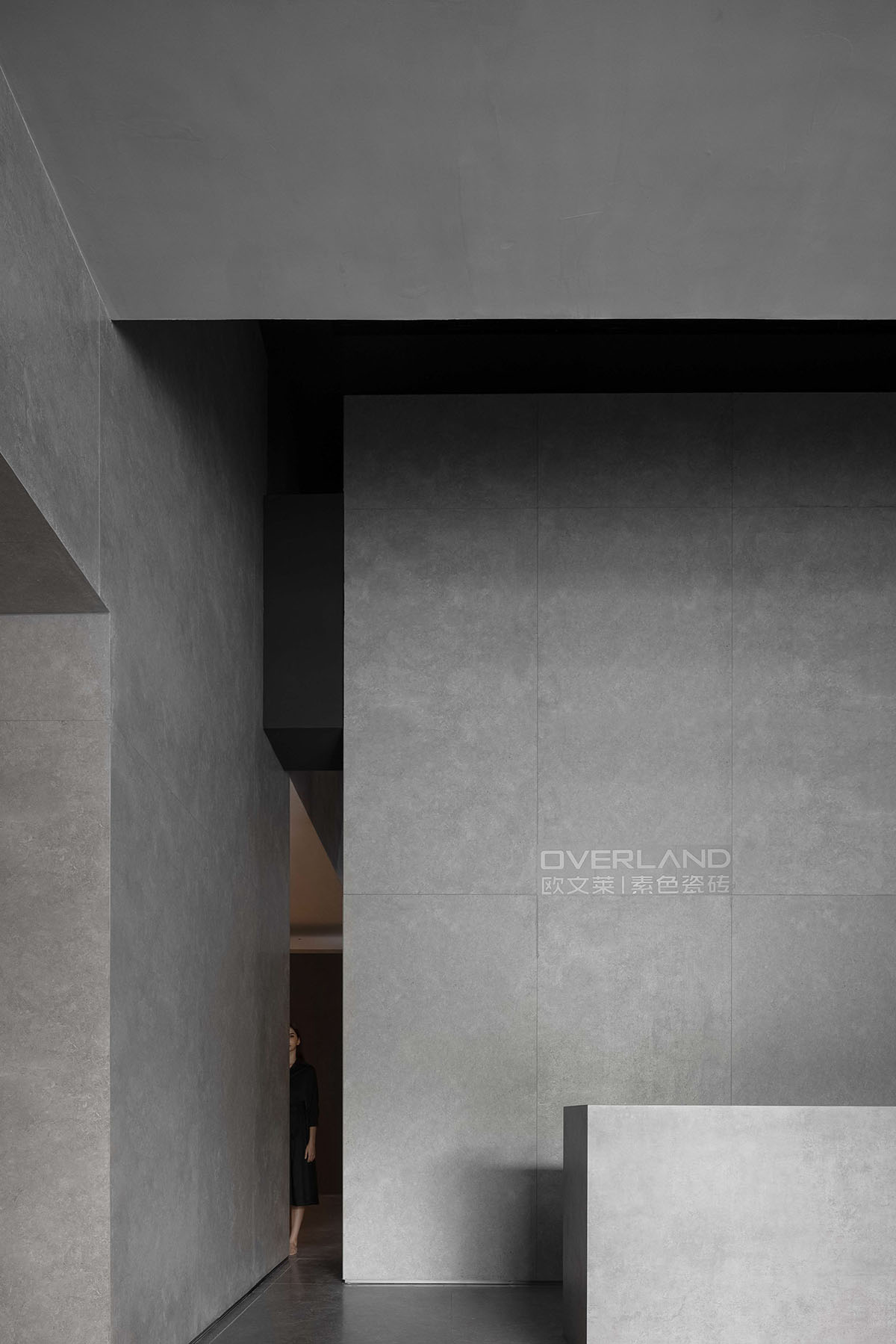 AD ARCHITECTURE creates dark interiors for showroom playing with light and sharp geometries in Foshan