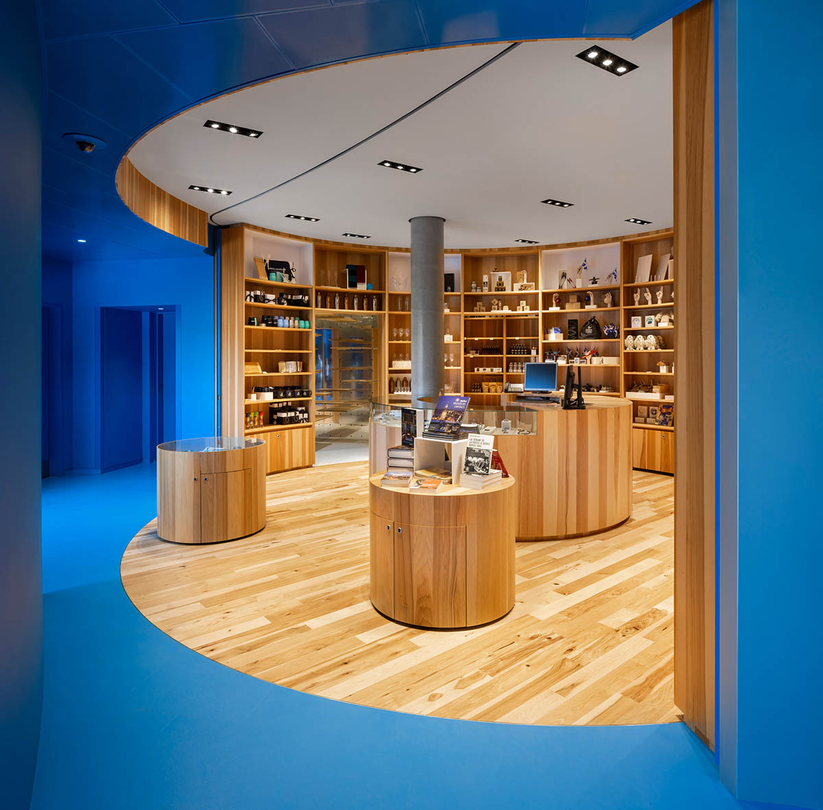 Provencher_Roy adds new pavilion to National Assembly Parliament Building with central spiral ramp