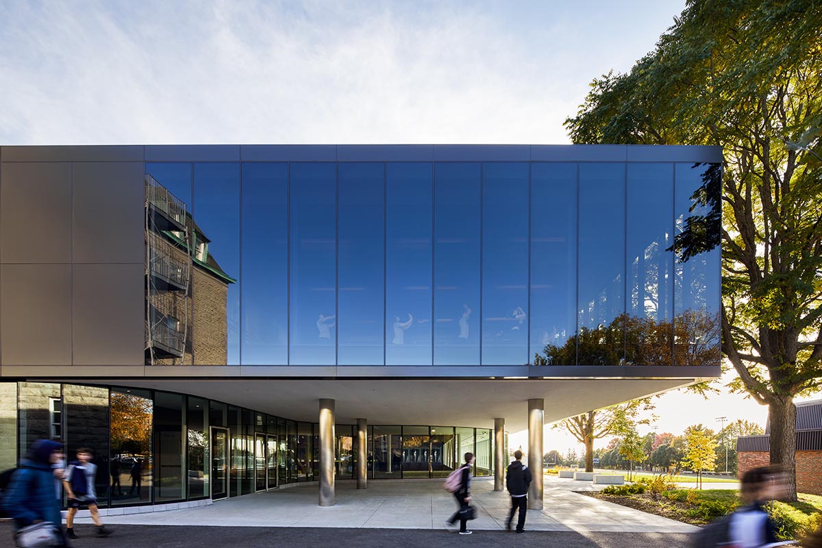 ACDF Architecture merges strict and fluid geometries for a sports complex in Montreal