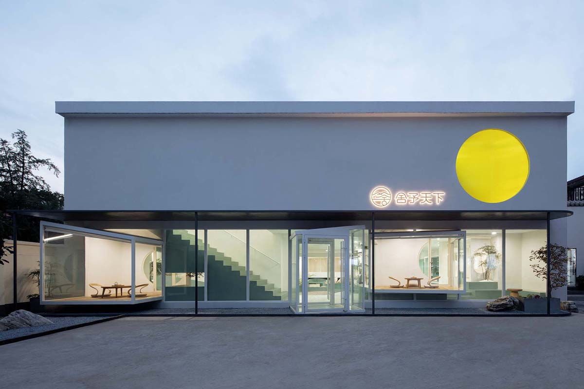 Jiejie Studio creates artificial landscape for bookstore and teahouse with misty pond in Beijing 