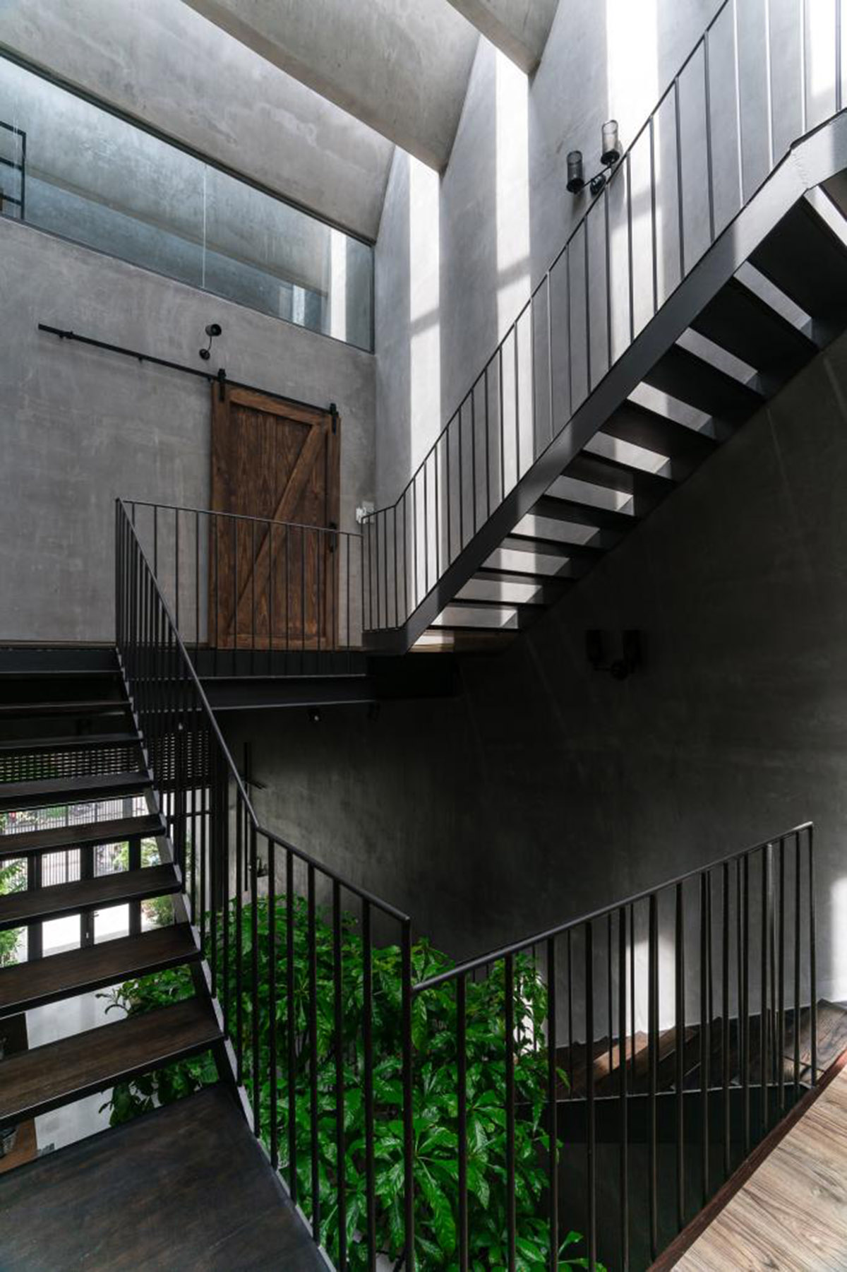 23o5 studio built narrow Tien House that can be adaptable to comfortable lifestyle in Vietnam 