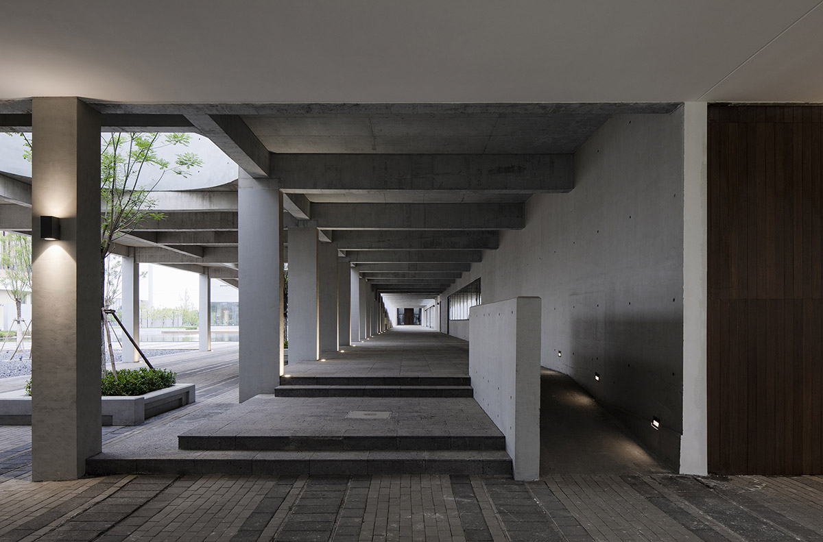 y.ad studio completes production center for clothing industry in Cangzhou, China