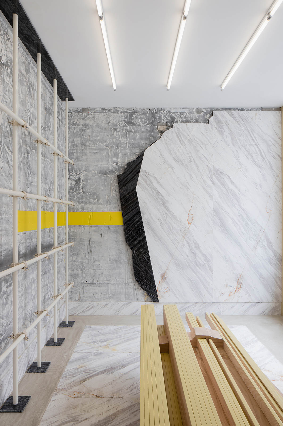 Sò Studio combines Live Artwork and Resident In for LOOKNOW Flagship Store in Shanghai 