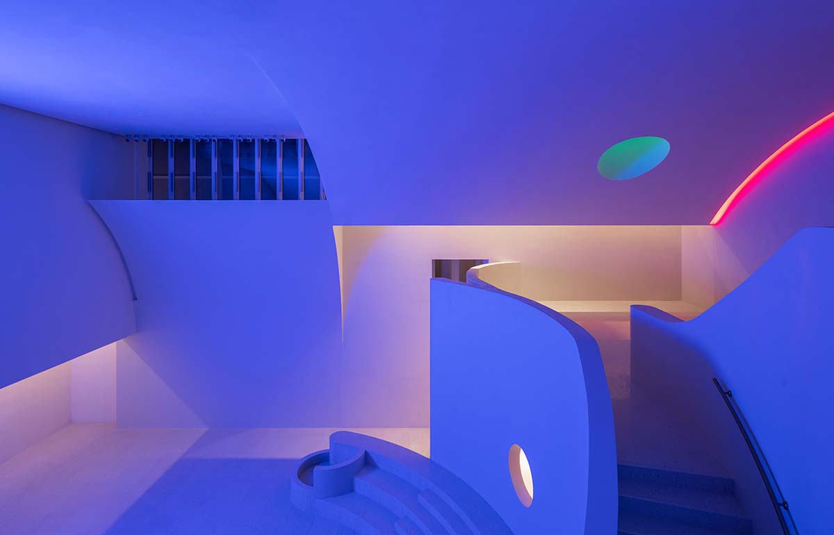 Wutopia Lab built an art gallery enveloped by Ferrari membranes to resemble