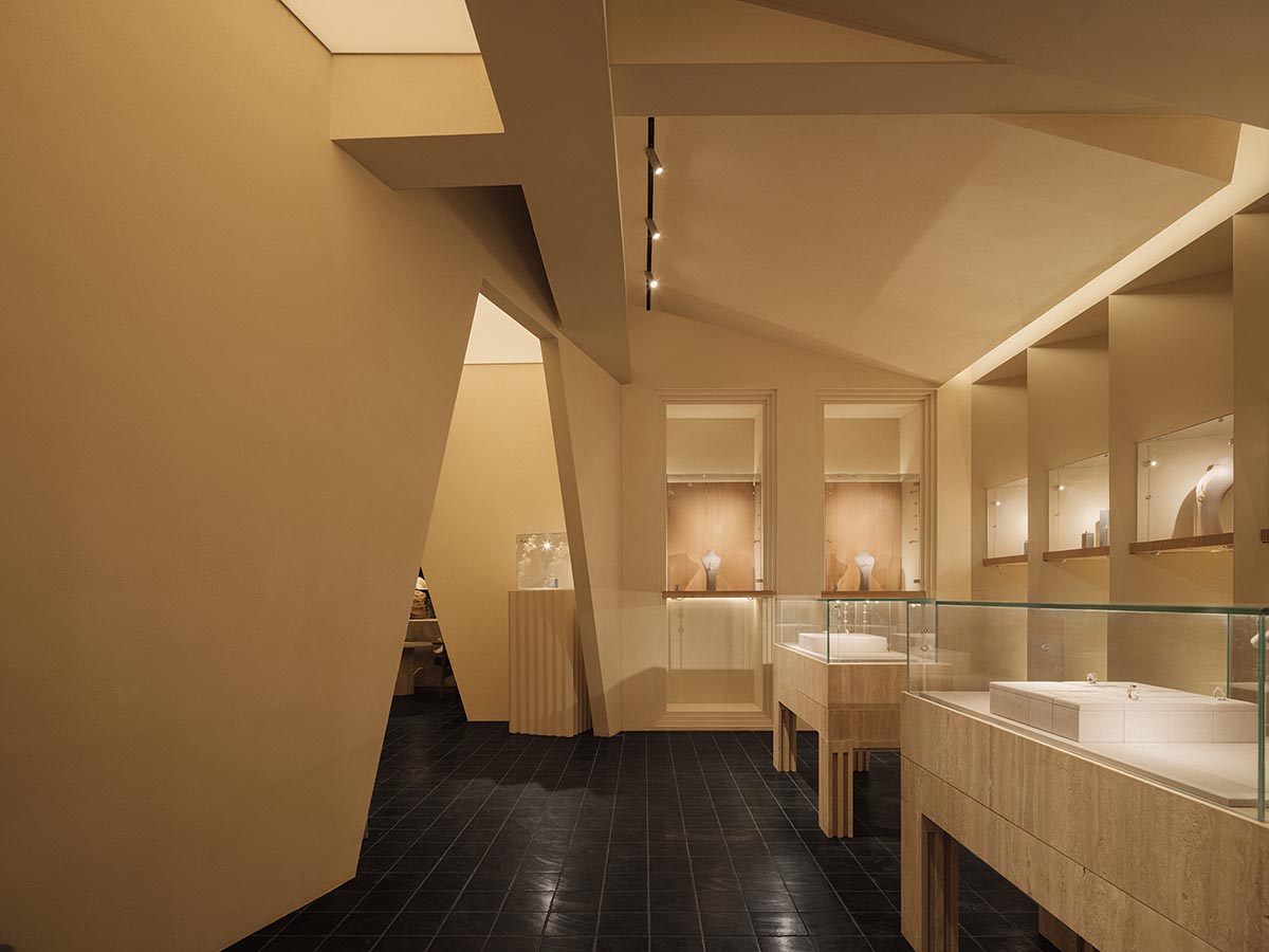 Aurora Design sculpts a façade resembling