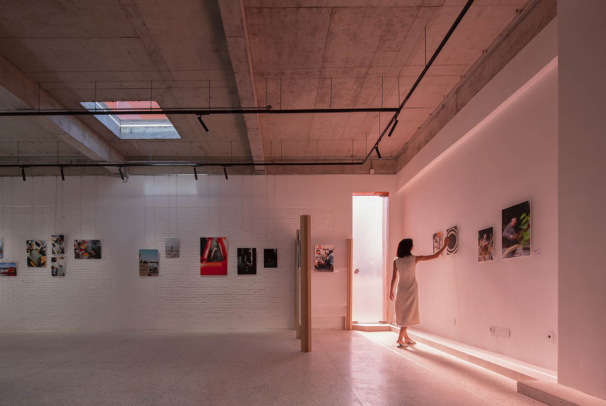 Wutopia Lab completes orange-colored vertical micro social complex with light tower in Guangzhou