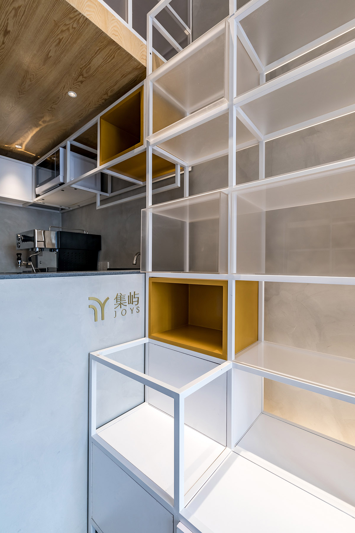 Onexn Architects built small cafe on a narrow plot in Shenzhen, China