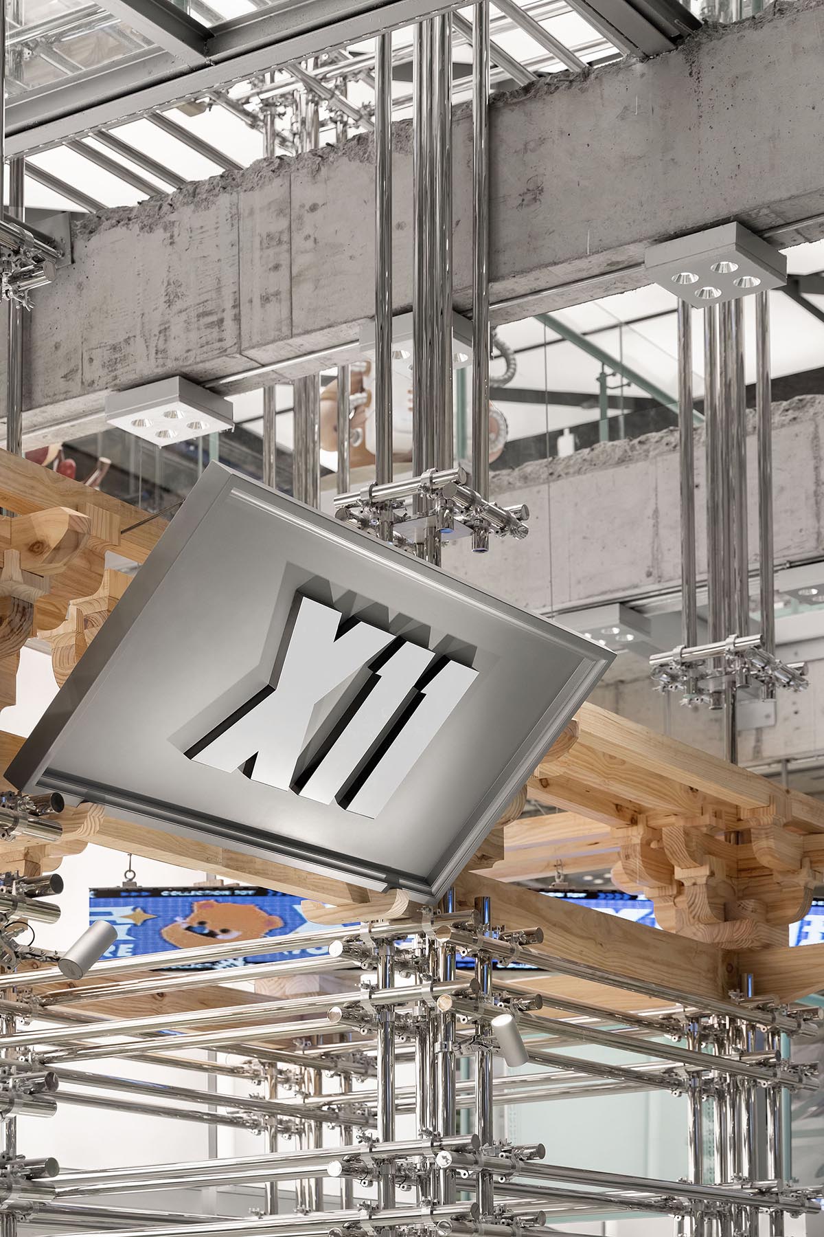 BloomDesign combines stainless steel tubes with timber joints to create retail store in China 