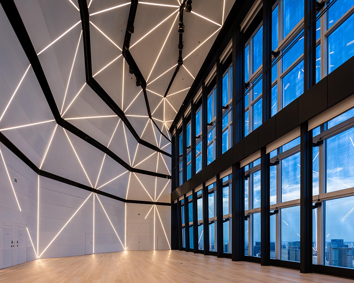 OMA completes its first project in Tokyo, Toranomon Hills Station Tower 