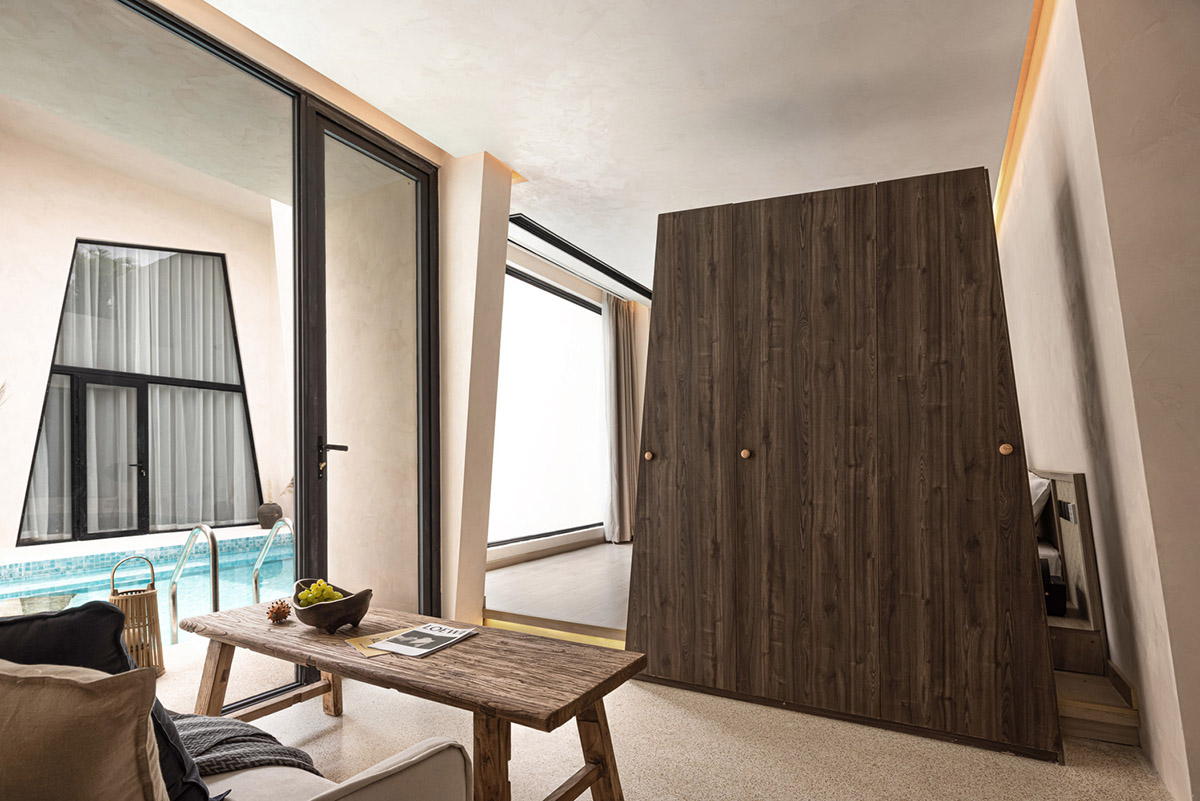 Oblique and hollow walls form this sculpted hotel by AT DESIGN in Southeast of Xiamen