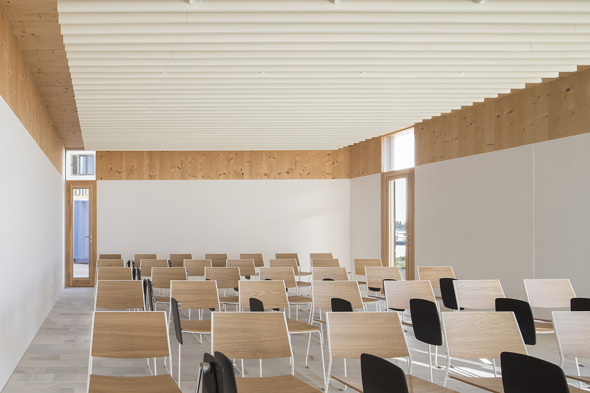 Marià Castelló Architecture completes Water Sports Center with permeable geometry in Formentera