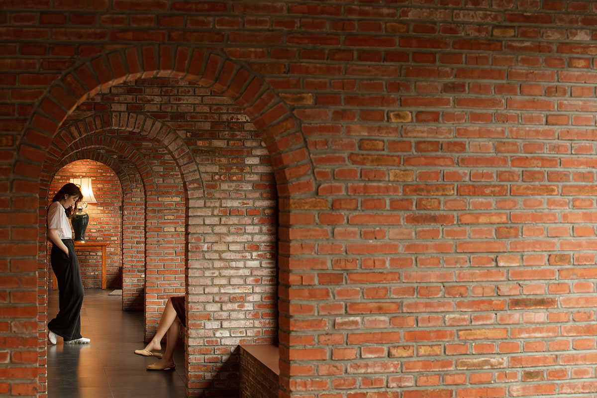 llLab.'s Brickyard Retreat Renovation references to the region's local craft history in Beijing