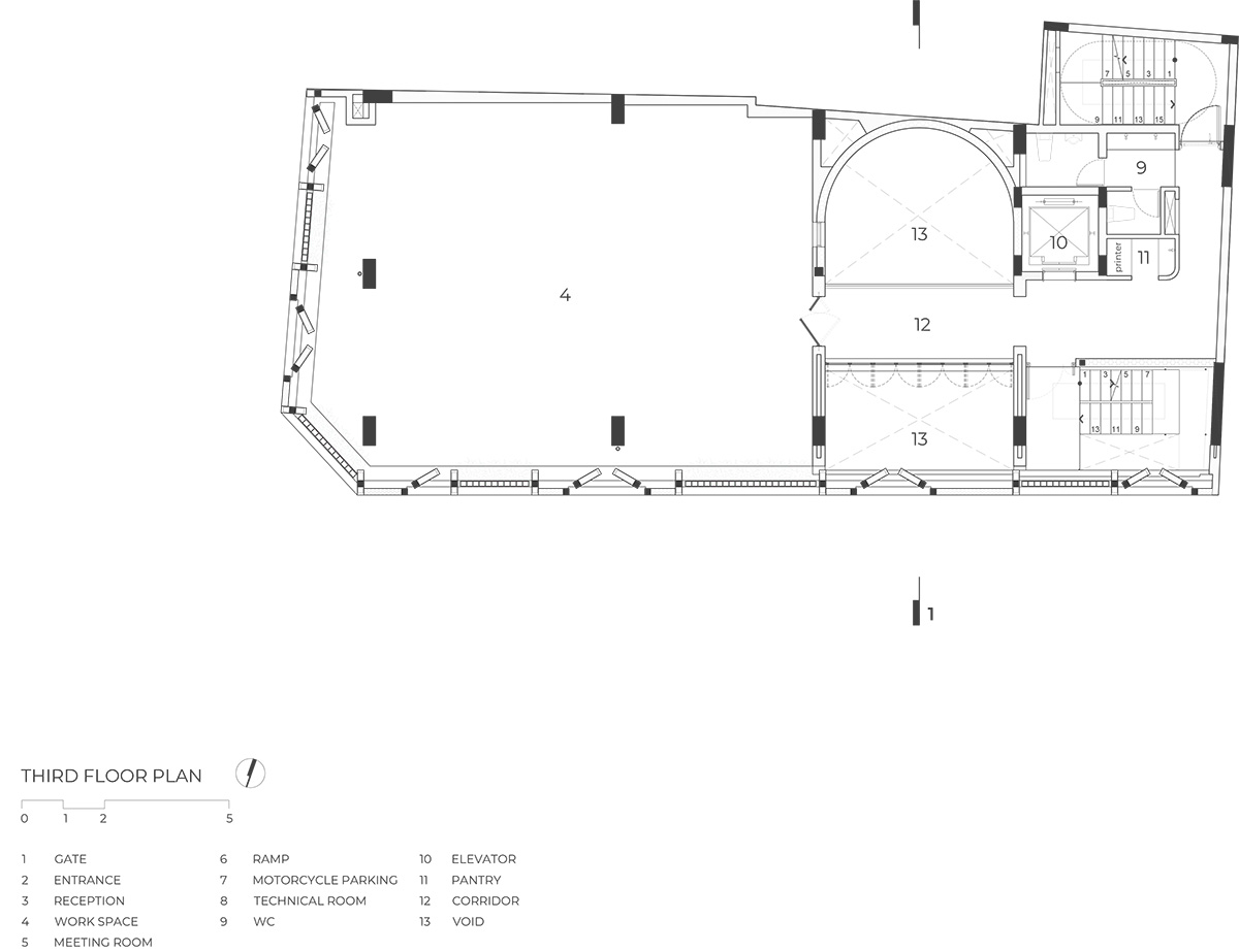 Tropical Space built an office building with a continuous vertical void in Vietnam 