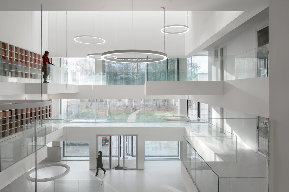 KAAN Architecten completes Science Institute with gridded fa&ccedil;ade within the Paris-Saclay Campus