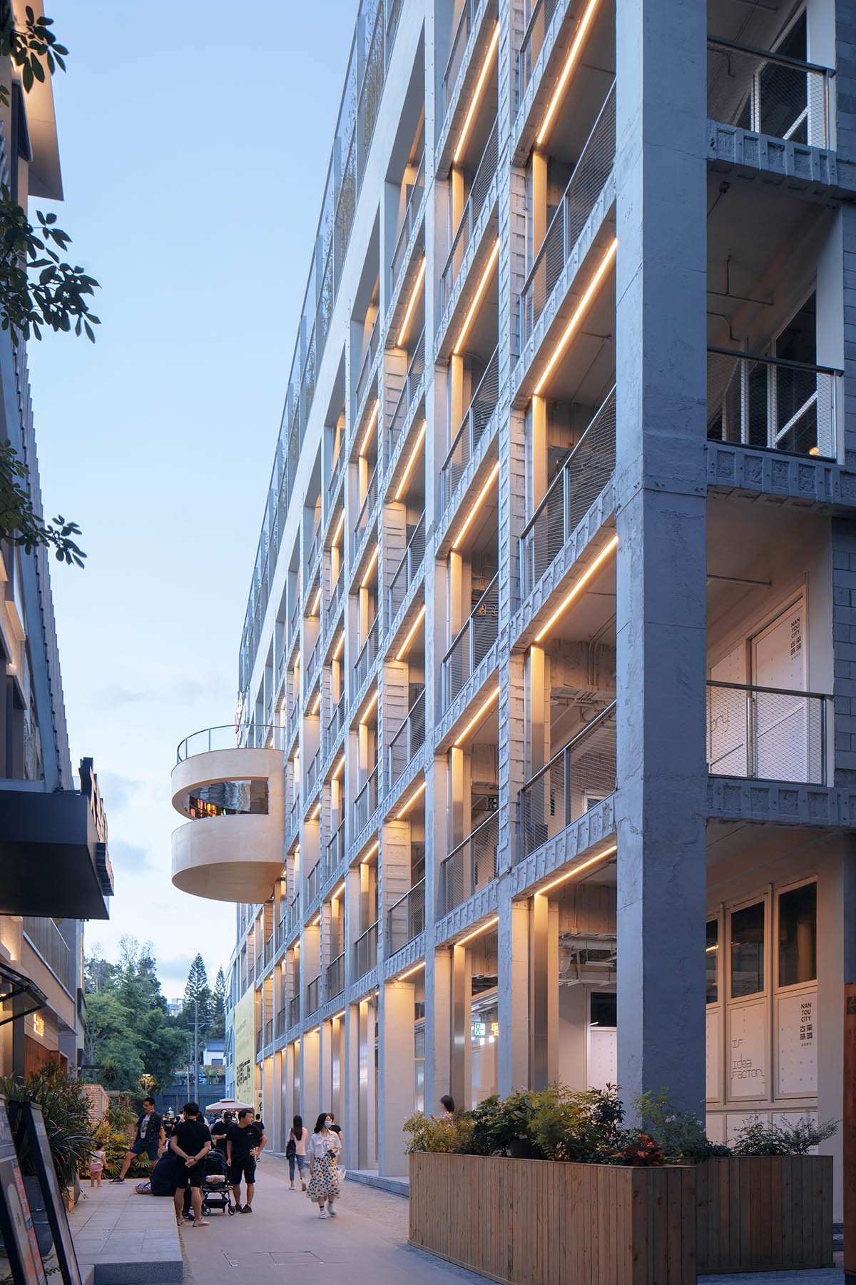 MVRDV converts former factory in Shenzhen into a creative hub with a green public roof 