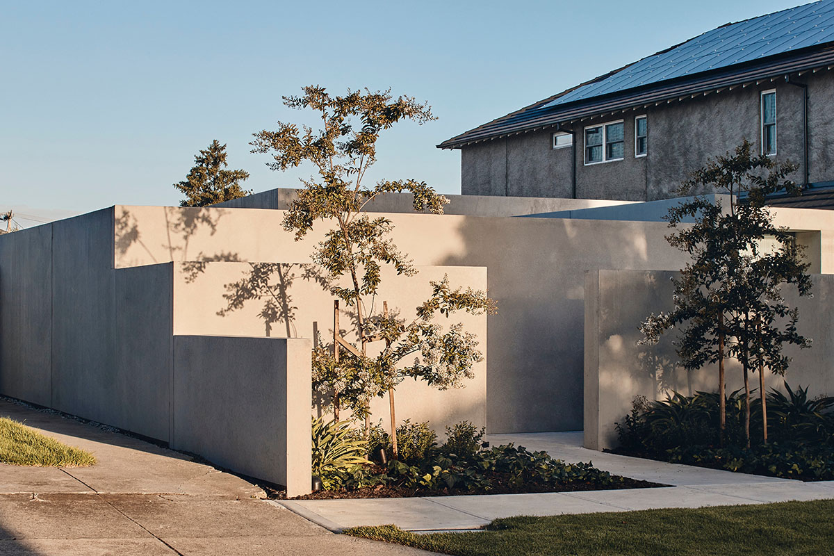 Courtyard Residence features layers of walls that heighten the sense of intrigue in Melbourne